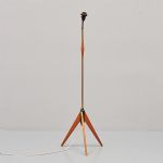 1067 3339 FLOOR LAMP